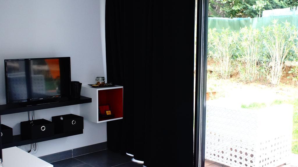 La Villa Blanche Sanary-sur-Mer Room photo