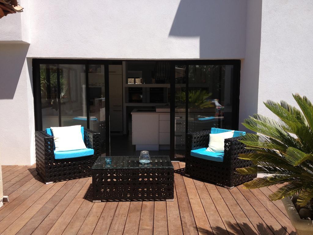 La Villa Blanche Sanary-sur-Mer Exterior photo